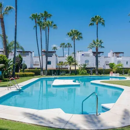 Town House Puerto Banus/marbella - 200 M To Beach *
