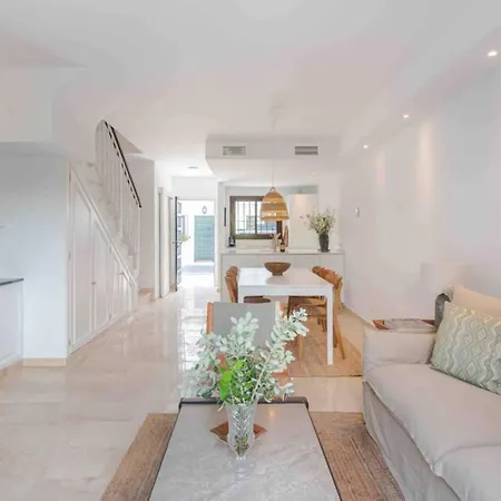 Town House Puerto Banus/marbella - 200 M To Beach Villa *